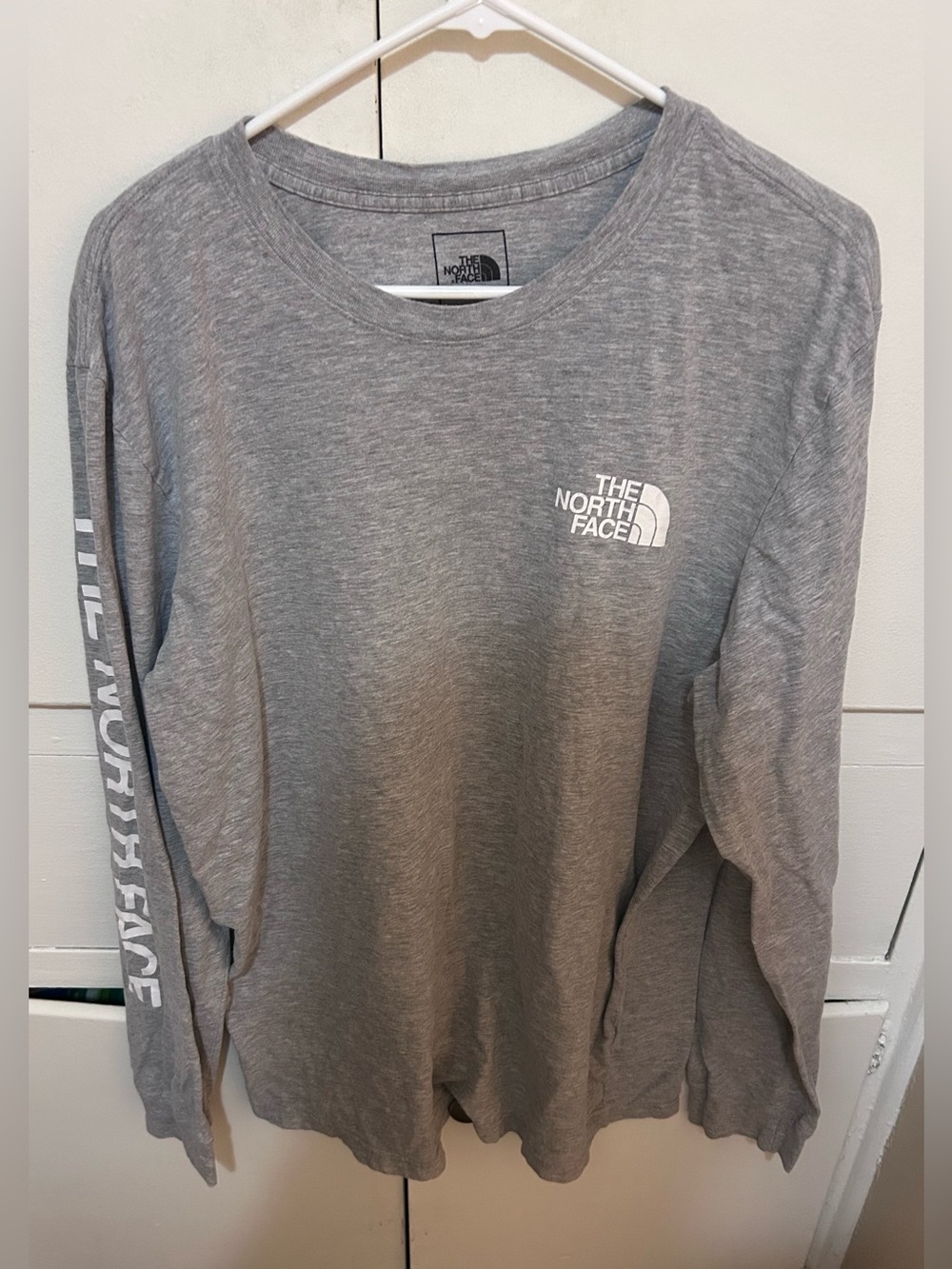 The North Face mens size XL long sleeve shirt